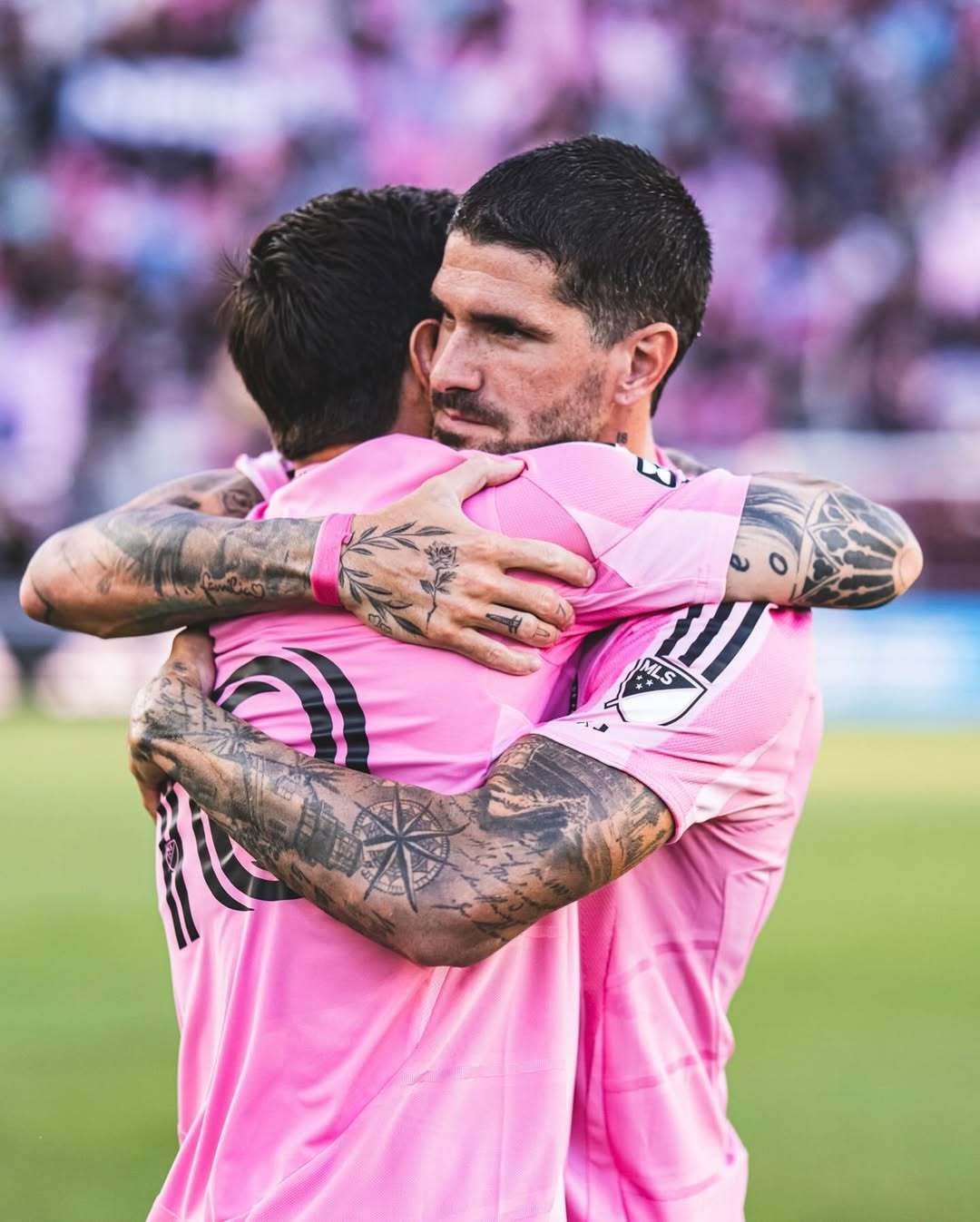 九游登录入口-包含赛地聚焦——西甲清晨热度飙升；拜仁慕尼黑官宣签约；管理层满意；年轻球员得到机会的词条